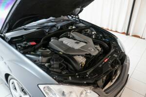 Bild 13/18 von Mercedes-Benz S 63 AMG (2007)
