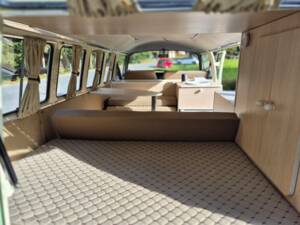 Image 25/30 de Volkswagen T2 Brasil Camper (1982)