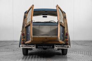 Image 40/50 of Morris Minor 1000 Traveller (1968)