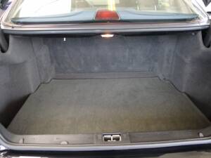 Image 6/33 of Mercedes-Benz E 230 (1995)