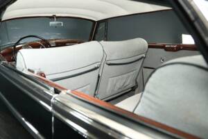 Image 24/50 de Mercedes-Benz 300 d (1958)