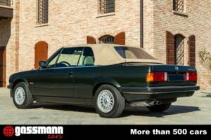 Bild 8/15 von BMW 325i (1986)