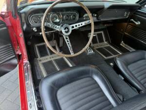 Image 21/50 de Ford Mustang 390 GTA (1966)