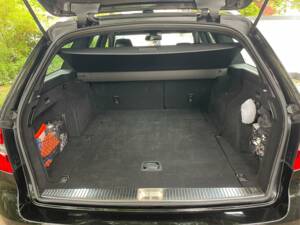 Bild 16/16 von Mercedes-Benz E 200 Kompressor T (2011)