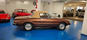 Bild 13/43 von Alfa Romeo 2000 Spider Veloce (1982)