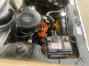 Afbeelding 76/98 van Ford Escort 940 DeLuxe (1970)