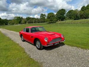 Bild 5/100 von Aston Martin DB 6 Vantage (1965)