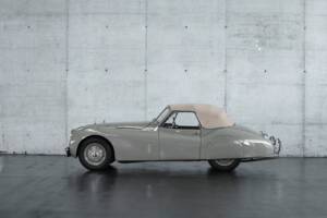 Bild 8/50 von Jaguar XK 120 DHC (1953)