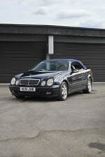 Image 47/50 of Mercedes-Benz CLK 230 Kompressor (2002)