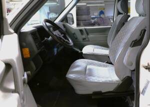 Bild 17/55 von Volkswagen T4 California Coach 1.9 TD (1994)