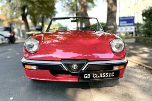 Image 10/20 de Alfa Romeo 2.0 Spider (1988)