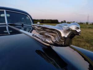 Image 17/50 of Cadillac 61 Sedan (1941)