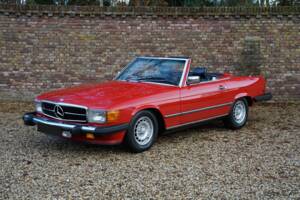 Imagen 5/7 de Mercedes-Benz 500 SL (1983)