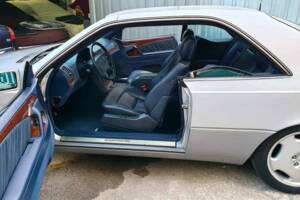 Image 3/9 of Mercedes-Benz CL 500 (1993)