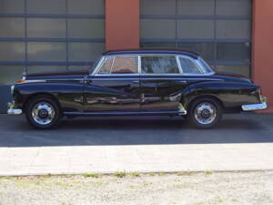 Image 1/20 of Mercedes-Benz 300 d (1960)