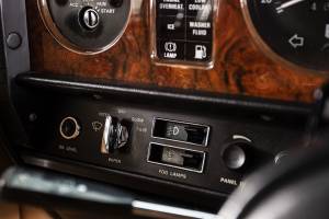Image 24/38 of Rolls-Royce Silver Spirit (1982)