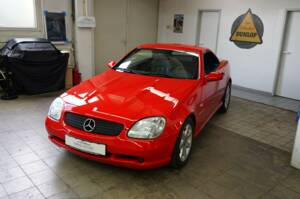 Image 8/41 of Mercedes-Benz SLK 230 Kompressor (1998)