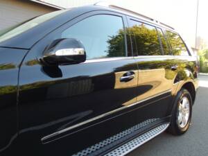 Immagine 22/100 di Mercedes-Benz GL 550 4MATIC (2008)