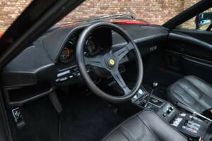 Image 28/50 de Ferrari 308 GTSi (1981)