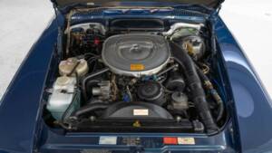 Image 28/29 of Mercedes-Benz 560 SL (1987)