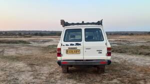 Image 6/61 of Toyota Land Cruiser FJ 62 (1989)
