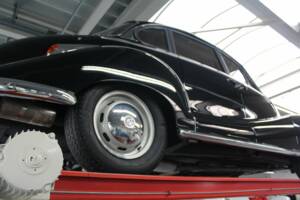 Afbeelding 9/50 van BMW 502 - 3.2 Litre (1958)