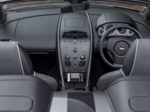 Afbeelding 46/75 van Aston Martin V12 Vantage AMR Roadster (2018)