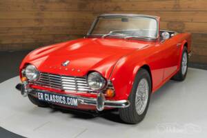 Image 3/19 de Triumph TR 4 (1964)