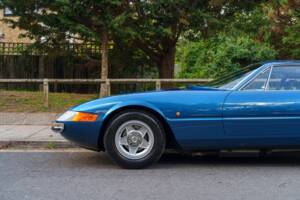 Afbeelding 10/26 van Ferrari 365 GTB&#x2F;4 Daytona (1971)