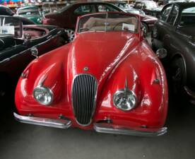 Afbeelding 15/46 van Jaguar XK 120 DHC (1954)