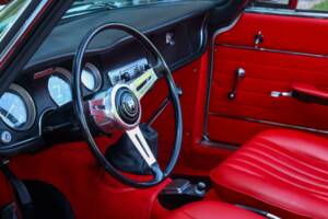 Obraz 12/50 pojazdu Alfa Romeo Giulia 1600 GTC (1966)