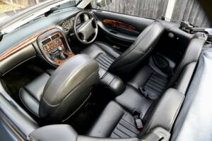 Image 21/50 of Aston Martin DB 7 Volante (1997)