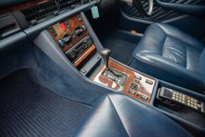Bild 19/28 von Mercedes-Benz 500 SE (1988)