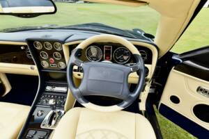 Imagen 31/50 de Bentley Azure Mulliner (2003)