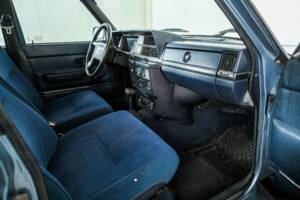 Image 12/50 de Volvo 240 Turbo (1983)
