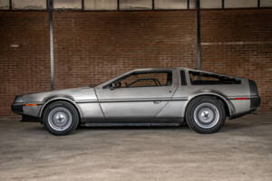 Image 5/66 of DeLorean DMC-12 (1981)