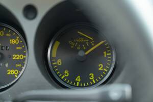 Bild 47/50 von Porsche 944 (1985)