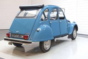 Image 14/19 de Citroën 2 CV 6 (1990)