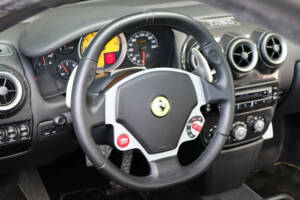 Bild 25/50 von Ferrari F 430 (2010)