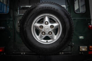 Bild 8/41 von Land Rover Defender 90 (1995)