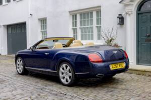Imagen 8/33 de Bentley Continental GTC (2007)