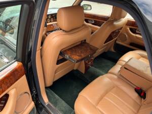 Image 27/64 of Bentley Arnage Red Label (2004)
