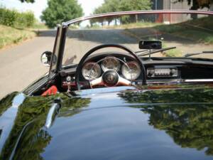 Image 19/25 de Alfa Romeo Giulietta Spider (1959)