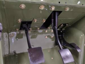 Bild 29/33 von Land Rover Defender 90 (1993)