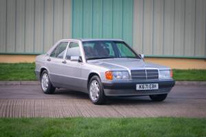 Bild 7/29 von Mercedes-Benz 190 E 2.0 (1992)
