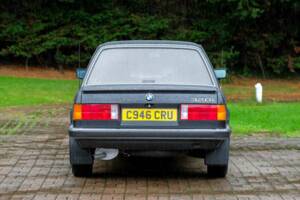 Immagine 16/50 di BMW 320i (1986)