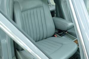 Bild 26/50 von Mercedes-Benz 300 SEL (1986)