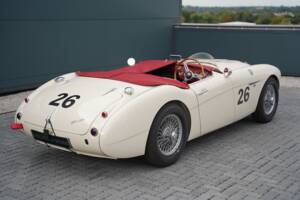Image 24/50 of Austin-Healey 100&#x2F;6 (BN6) (1958)