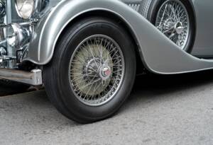Image 10/25 de Alvis 4.3 Liter Saloon (1937)