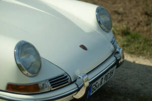 Image 29/97 de Porsche 911 2.0 (1964)